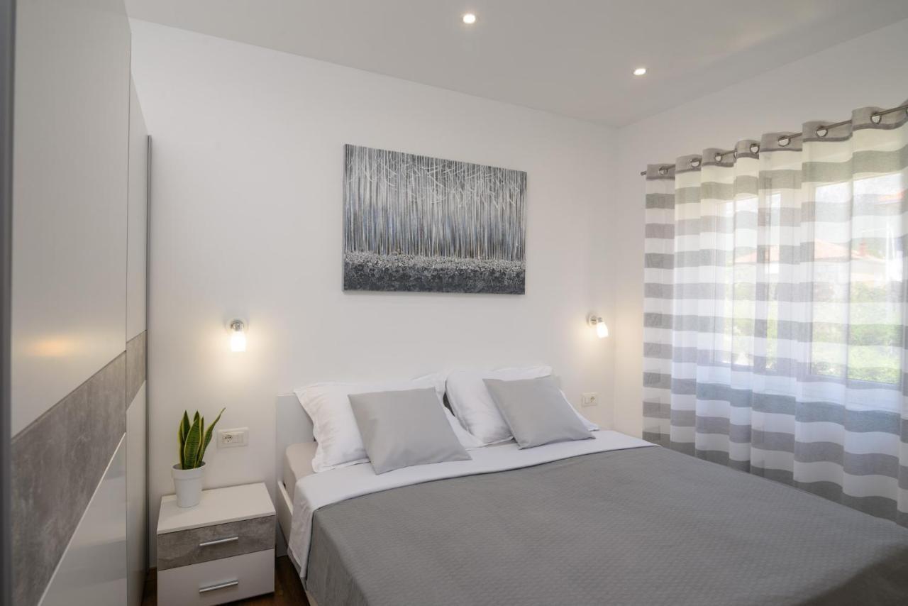 Apartment Silver Star Kaštela Eksteriør bilde