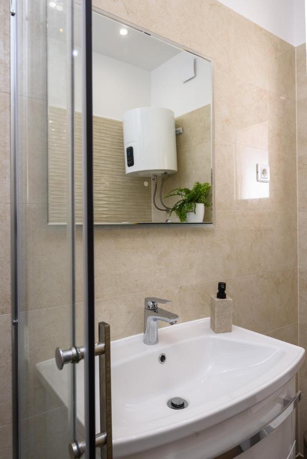 Apartment Silver Star Kaštela Eksteriør bilde