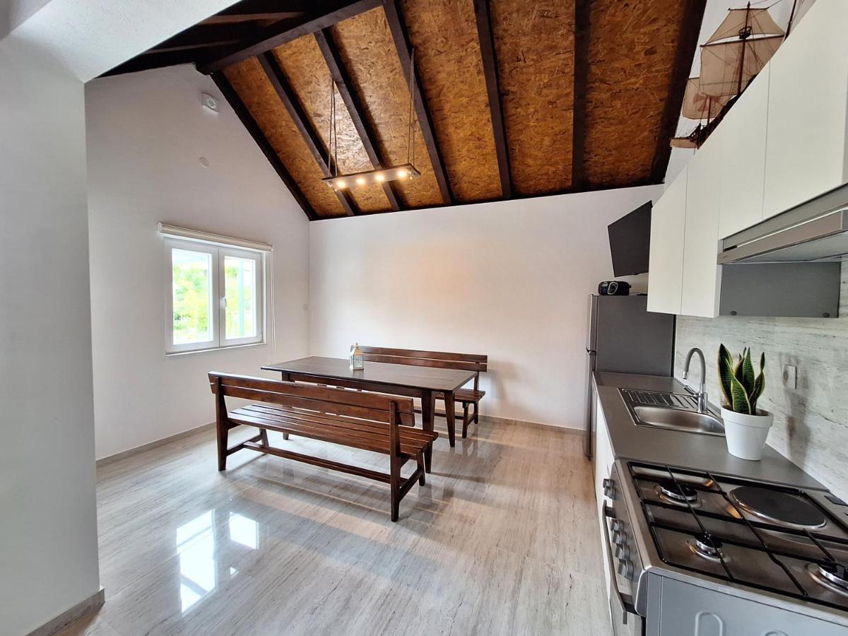 Apartment Silver Star Kaštela Eksteriør bilde